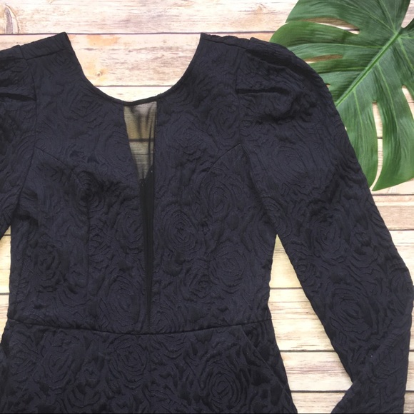 BCBG Woman’s Floral Jacquard Romper in Navy - Picture 4 of 8